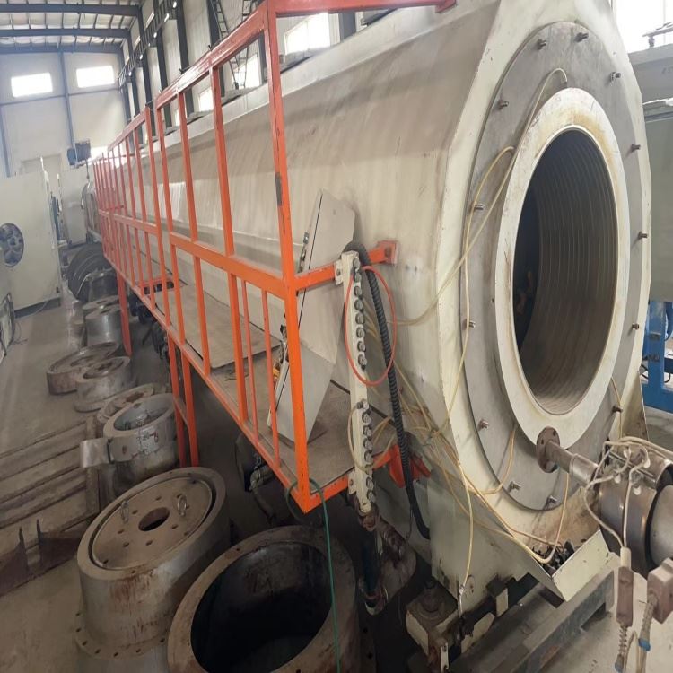 Second-hand PE Three-layer Pipe Production Line Second-hand PE Three-layer Pipe Production Line